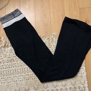 Lululemon bootcut yoga pants
